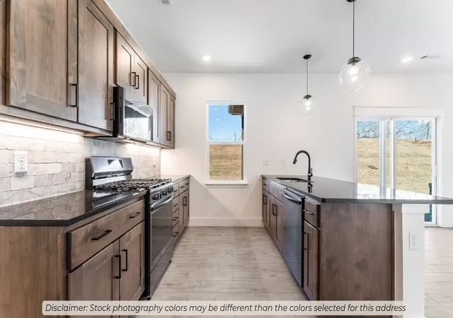 3rd image of 200 Spicewood Trl, Centerton, AR 72719 | MLS# 1338295