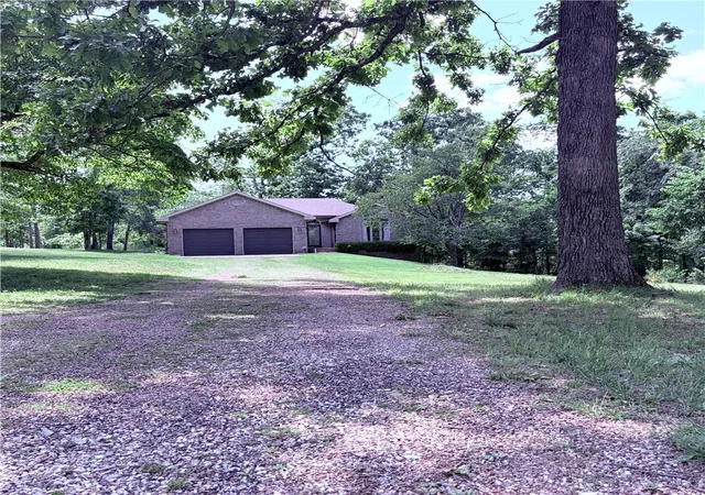 Homes for sale in Bentonville, AR | 11639 Oak Hills Dr, Bentonville, AR 72712 | MLS# 1338319
