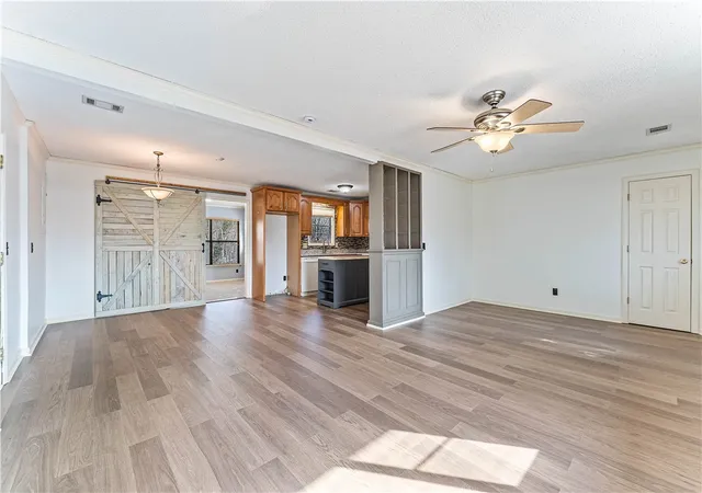 4th image of 17 Evesham Ln, Bella Vista, AR 72714 | MLS# 1337903