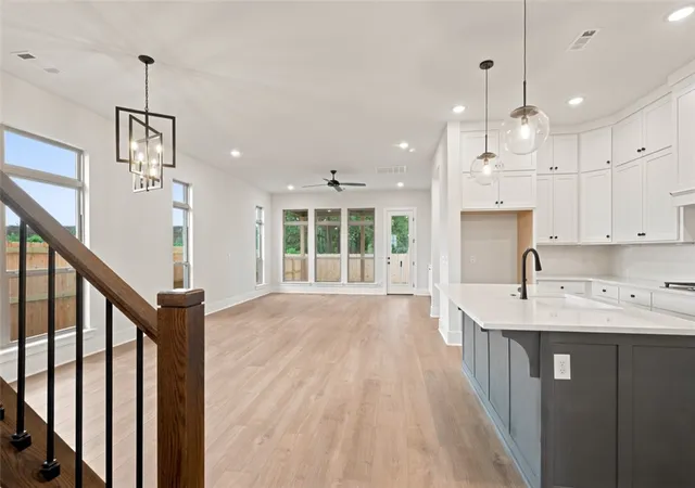 Photo 3 of Single family home for sale at 1600 W Chandler Ave, Rogers, AR 72758 | MLS# 1338511 | Listing updated on 2026-10-04