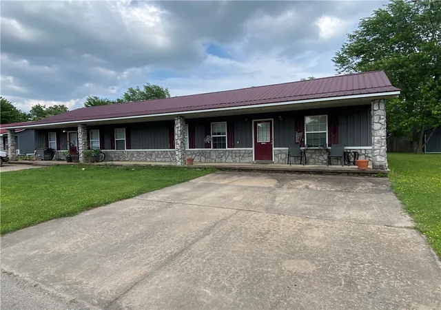 Homes for sale in Lincoln, AR | 610 Jason Pl, Lincoln, AR 72744 | MLS# 1338625