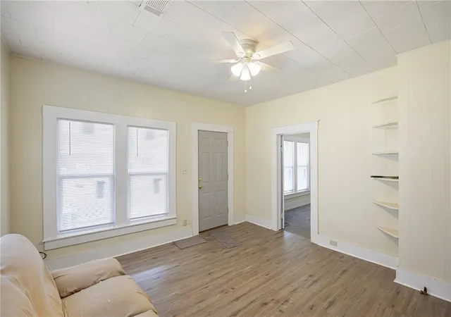 2nd image of 709 N Griffin St, Morrilton, AR 72110 | MLS# 1337502