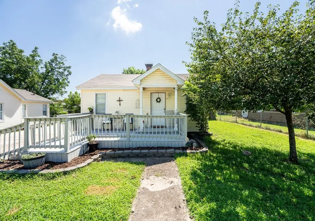Homes for sale in Fort Smith, AR | 3009 And 3015 Hendricks Blvd, Fort Smith, AR 72903 | MLS# 1338950