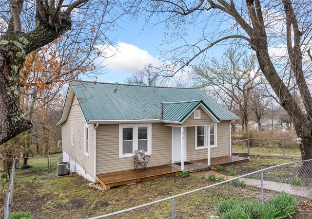 Homes for sale in Harrison, AR | 514 S Locust St, Harrison, AR 72601 | MLS# 1337427