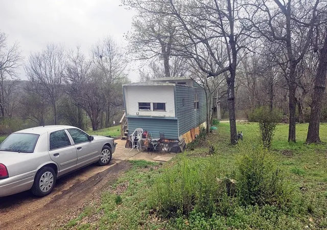 Homes for sale in Yellville, AR | 815 N Estes Ave, Yellville, AR 72687 | MLS# 1339006