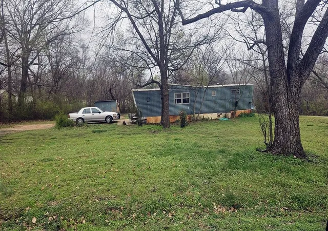 5th image of 815 N Estes Ave, Yellville, AR 72687 | MLS# 1339006
