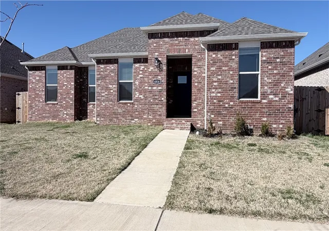 Photo 2 of Single family home for sale at 4816 Sturgeon St, Fayetteville, AR 72704 | MLS# 1338628 | Listing updated on 2026-07-09