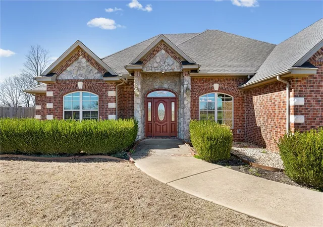 2nd image of 200 W Kimberly Ln, Rogers, AR 72756 | MLS# 1338792