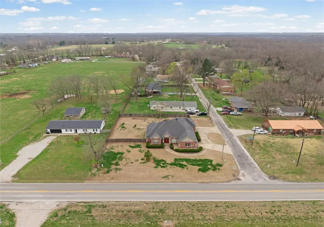35th image of 200 W Kimberly Ln, Rogers, AR 72756 | MLS# 1338792