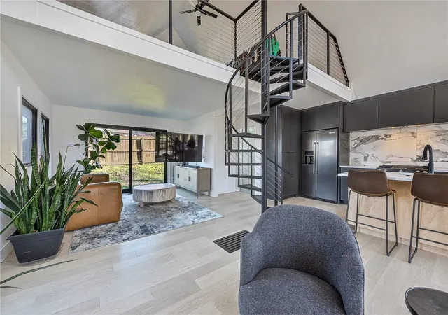 Photo 3 of Sale Pending at 1701 NW 3rd Street, Bentonville, AR 72712 | MLS# 1339179 | Listing updated on 2026-07-01