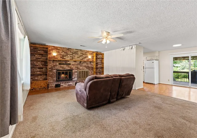 5th image of 818 Locust St, Mountain Home, AR 72653 | MLS# 1338884