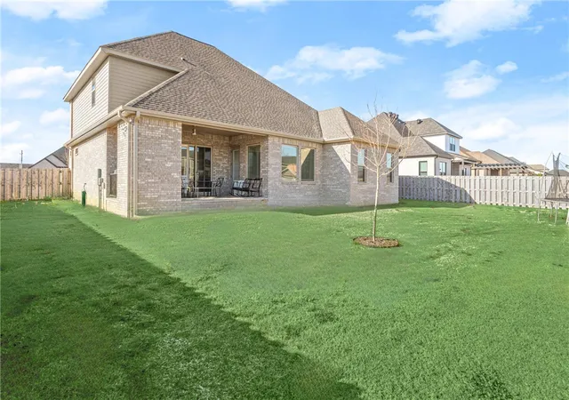2nd image of 7680 Via Roma Ave, Springdale, AR 72762 | MLS# 1339003