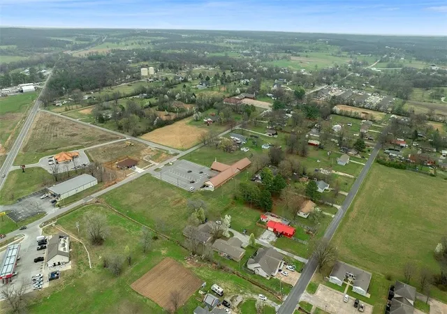 3rd image of Se 1St St, Gentry, AR 72734 | MLS# 1339281