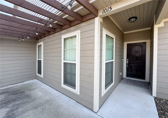 Photo 3 of Townhouse for sale at 1015 Naphtali Blvd, Bentonville, AR 72713 | MLS# 1339312 | Listing updated on 2026-07-02