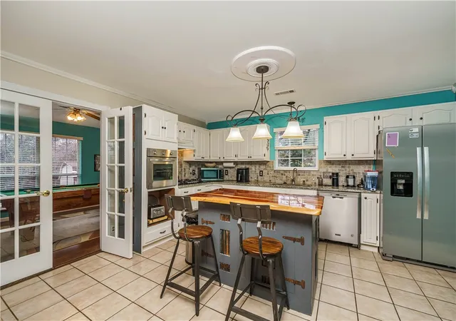 1st image of 7003 Hwy 62 West, Eureka Springs, AR 72632 | MLS# 1338508