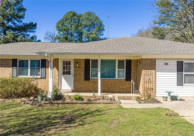 1st image of 1611 Fairfax St, Alma, AR 72921 | MLS# 1338967