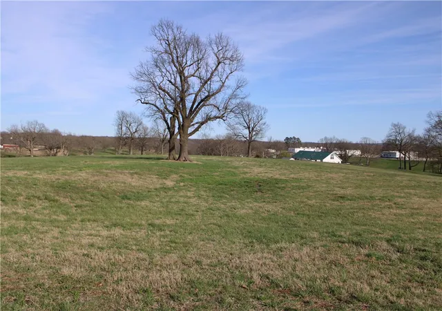 2nd image of 2176 Northern Trace Wy, Springdale, AR 72762 | MLS# 1339525