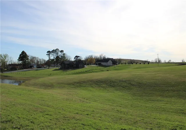 14th image of 2239 Northern Trace Wy, Springdale, AR 72762 | MLS# 1339533