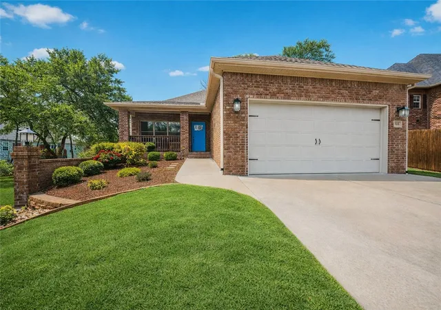 1st image of 505 Nw J St, Bentonville, AR 72712 | MLS# 1337783