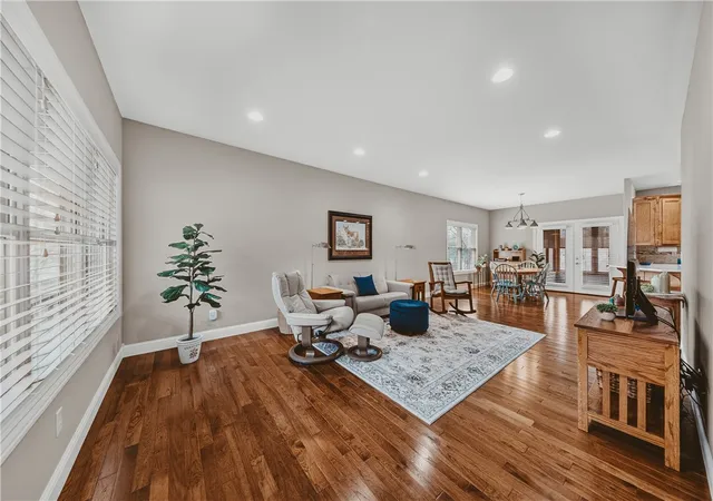 4th image of 505 Nw J St, Bentonville, AR 72712 | MLS# 1337783
