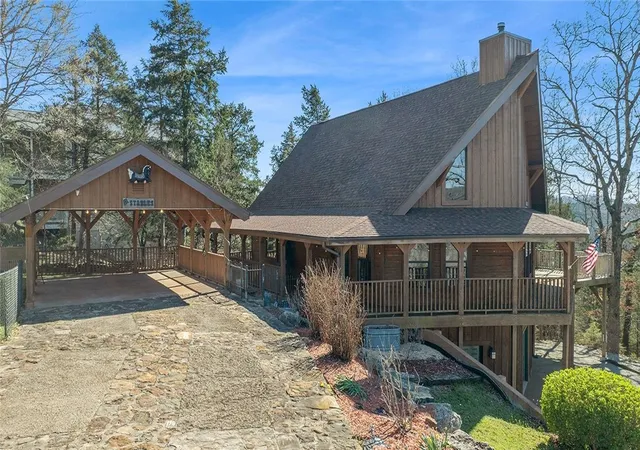 1st image of 4 Quail Run Dr, Holiday Island, AR 72631 | MLS# 1339591