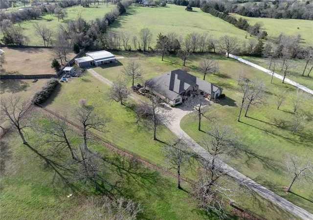 2nd image of 1237 Waterfront Rd, Alma, AR 72921 | MLS# 1339731