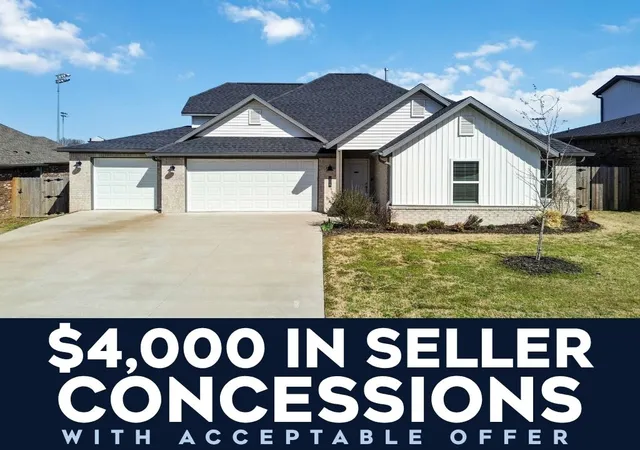 1st image of 108 Phyllis Farm Rd, Prairie Grove, AR 72753 | MLS# 1339755