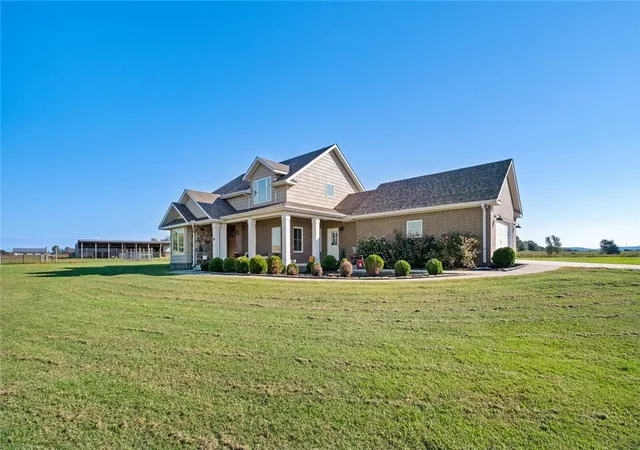 2nd image of 670 Habberton Rd, Fayetteville, AR 72703 | MLS# 1337264