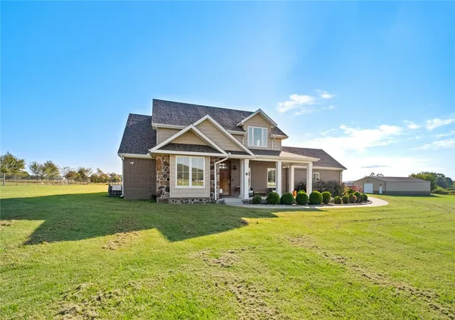 3rd image of 670 Habberton Rd, Fayetteville, AR 72703 | MLS# 1337264