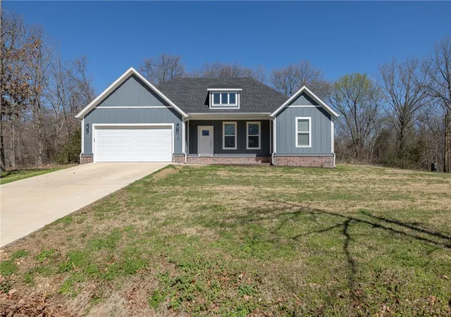 Homes for sale in Bella Vista, AR | 12 Hobkirk Dr, Bella Vista, AR 72715 | MLS# 1339658