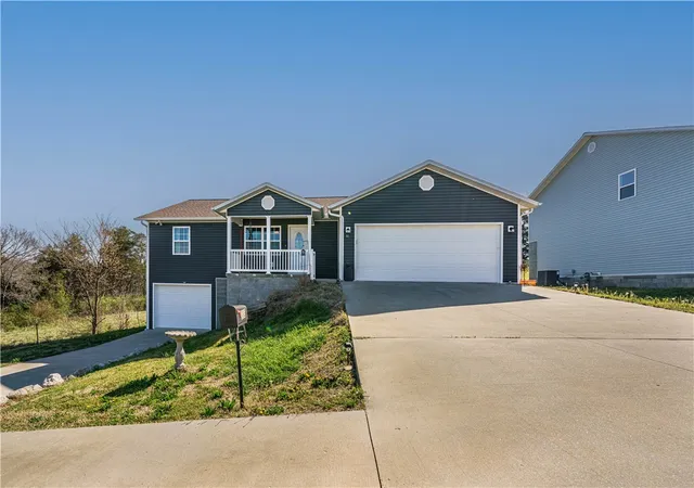 Homes for sale in Berryville, AR | 113 Matty Ln, Berryville, AR 72616 | MLS# 1339805