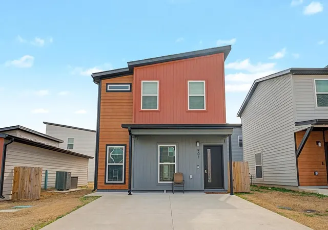 1st image of 901 Tennessee Ave, Bentonville, AR 72713 | MLS# 1339413