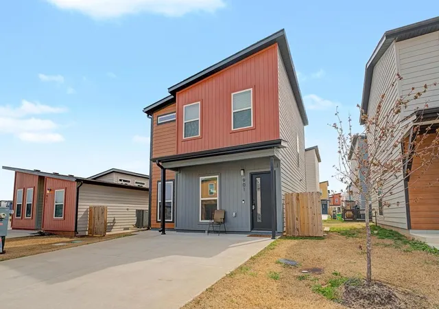 2nd image of 901 Tennessee Ave, Bentonville, AR 72713 | MLS# 1339413