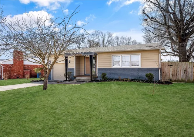 Photo 2 of Single family home for sale at 715 Nw 6th Street, Bentonville, AR 72712 | MLS# 1339629 | Listing updated on 2026-08-03