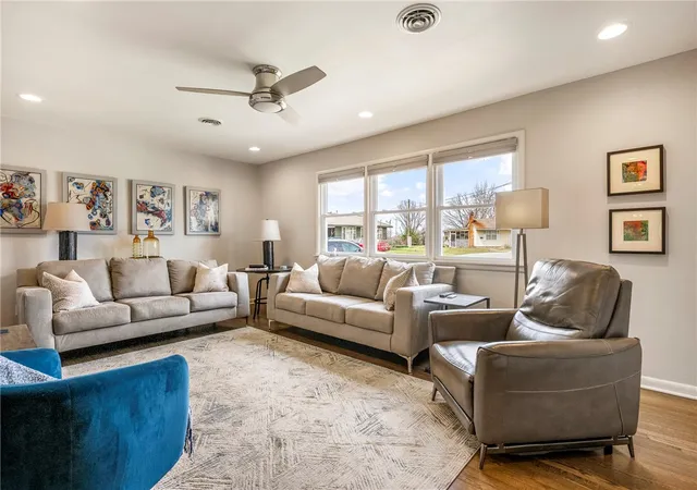 Photo 3 of Single family home for sale at 715 NW 6th Street, Bentonville, AR 72712 | MLS# 1339629 | Listing updated on 2026-08-03