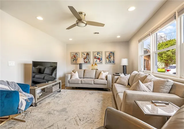 Photo 4 of Single family home for sale at 715 NW 6th Street, Bentonville, AR 72712 | MLS# 1339629 | Listing updated on 2026-08-03