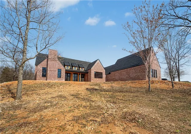 Homes for sale in Siloam Springs, AR | 18318 Pepper Hills Dr, Siloam Springs, AR 72761 | MLS# 1339778
