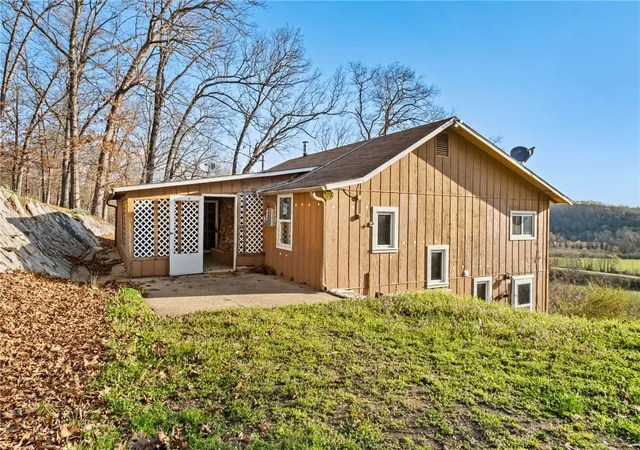 Photo 1 of Single family home for sale at 300 Summit Ln, Lanagan, MO 64847 | MLS# 1339712 | Listing updated on 2026-07-22