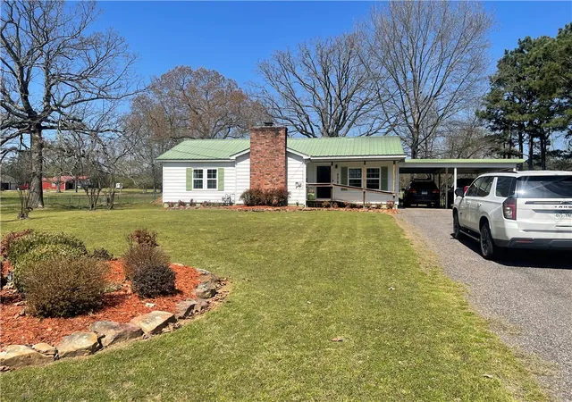 Homes for sale in Clarksville, AR | 2692 Wire Rd, Clarksville, AR 72830 | MLS# 1339910