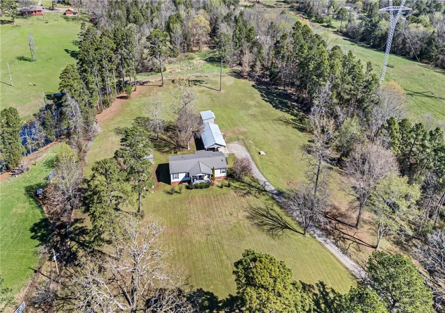 Homes for sale in Delaware, AR | 25951 E State Hwy 22, Delaware, AR 72835 | MLS# 1338078
