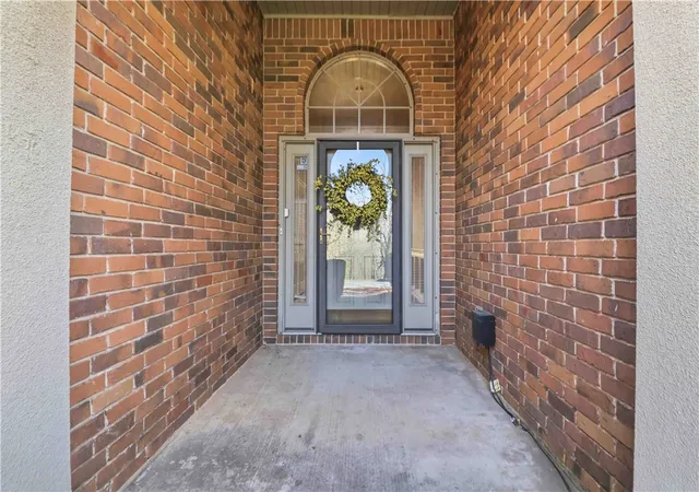Photo 4 of Sale Pending at 2876 S Clb Oak Dr, Fayetteville, AR 72701 | MLS# 1339785 | Listing updated on 2026-07-14