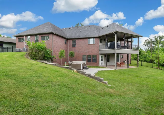 Photo 3 of Single family home for sale at 802 Nw D St, Bentonville, AR 72712 | MLS# 1339865 | Listing updated on 2026-06-10