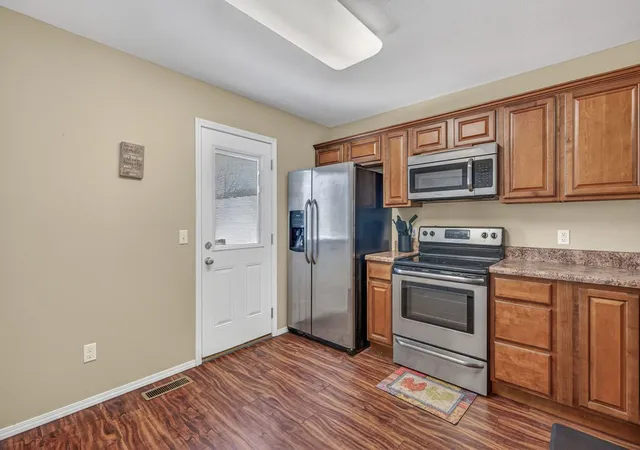 Homes for sale in Holiday Island, AR | 45 Blue Water Dr #1, Holiday Island, AR 72631 | MLS# 1339849