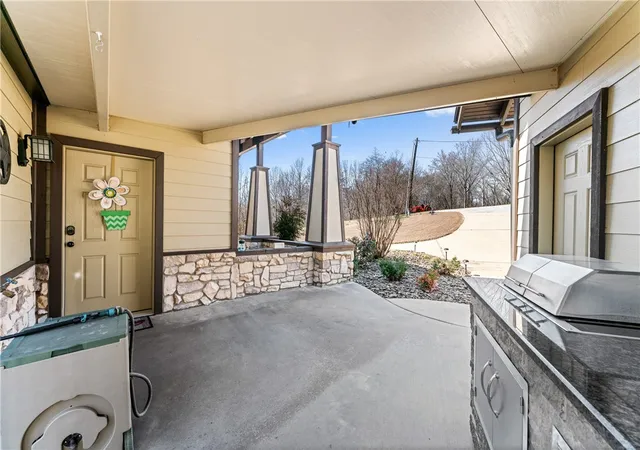 2nd image of 1206 E Timber Top Dr, Rogers, AR 72756 | MLS# 1340062