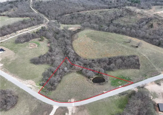 Homes for sale in Noel, MO | 325 Mountain Ridge Dr, Noel, MO 64854 | MLS# 1340137