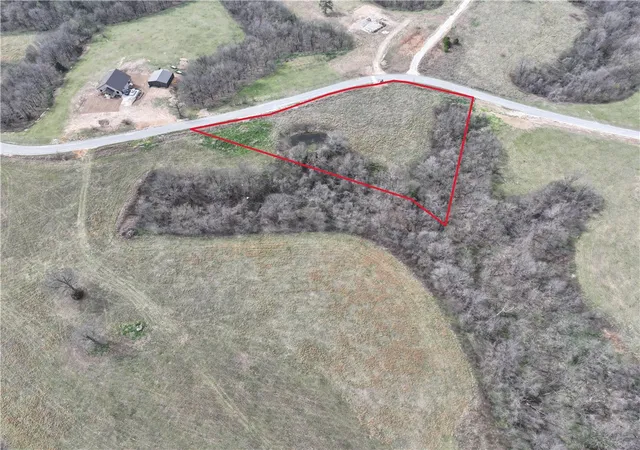 Homes for sale in Noel, MO | 325 Mountain Ridge Dr, Noel, MO 64854 | MLS# 1340137