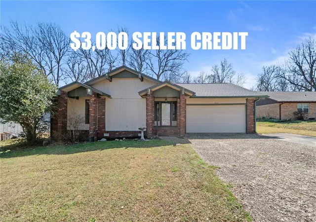 Homes for sale in Siloam Springs, AR | 2212 N Tulsa St, Siloam Springs, AR 72761 | MLS# 1340108