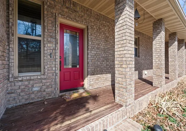 3rd image of 11 Hillcrest Dr, Holiday Island, AR 72631 | MLS# 1340104