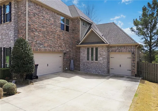 Homes for sale in Fayetteville, AR | 5125 Sagely Ln, Fayetteville, AR 72703 | MLS# 1339684