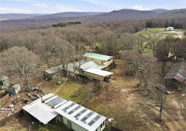 Homes for sale in West Fork, AR | 16436 Low Gap Rd, West Fork, AR 72774 | MLS# 1339459